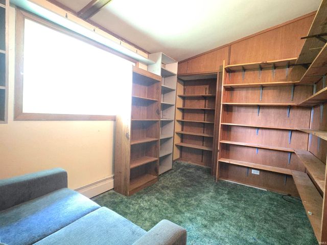 6302 Goshen Road, Fort Wayne, IN 46818