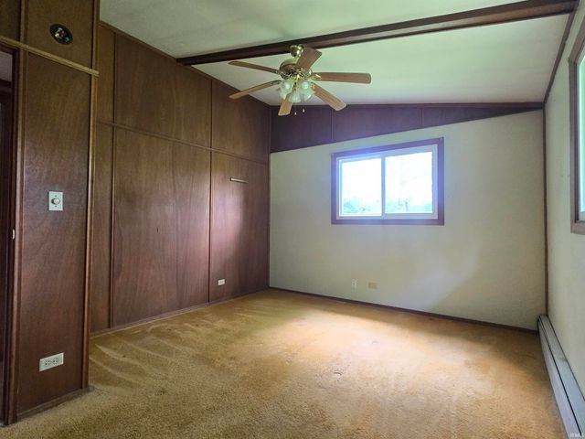 6302 Goshen Road, Fort Wayne, IN 46818