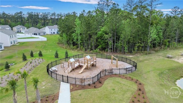 1036 Bergamot Road, Bloomingdale, GA 31302