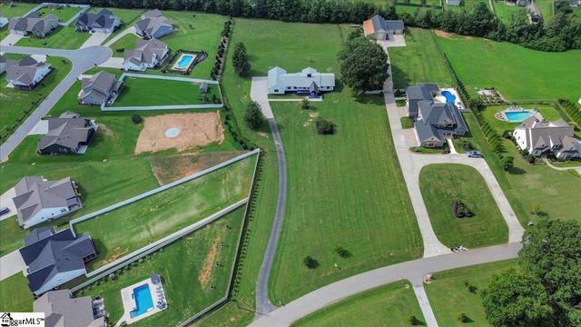 305 Waters Road, Taylors, SC 29687