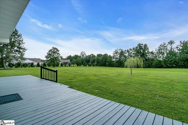 305 Waters Road, Taylors, SC 29687