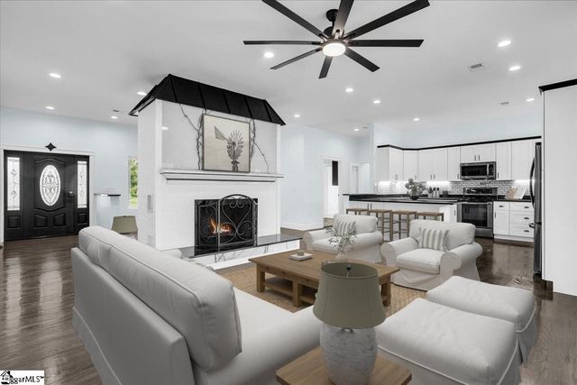 305 Waters Road, Taylors, SC 29687