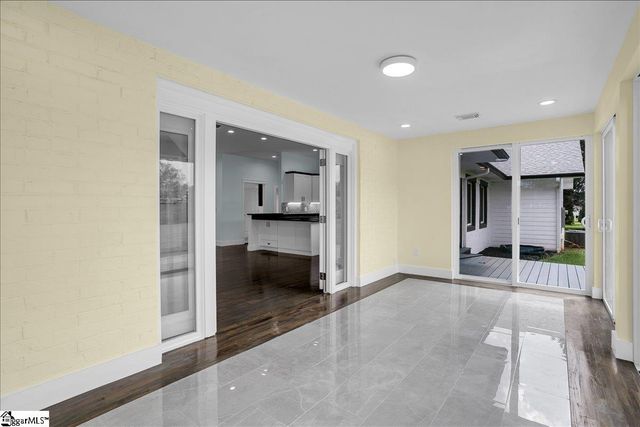 305 Waters Road, Taylors, SC 29687