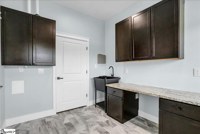 305 Waters Road, Taylors, SC 29687