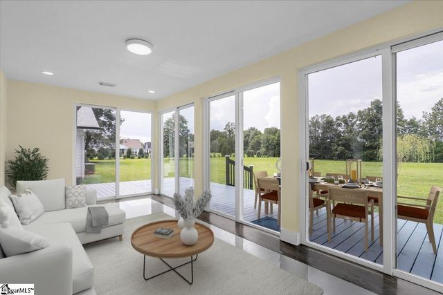 305 Waters Road, Taylors, SC 29687