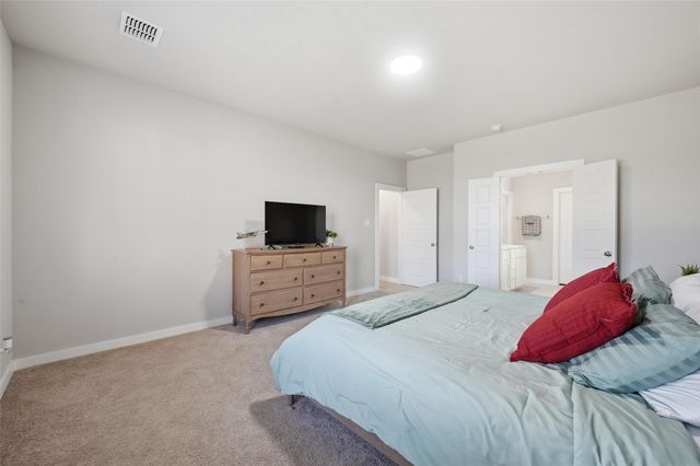 10545 Landry Bluff Lane, Fort Worth, TX 76126