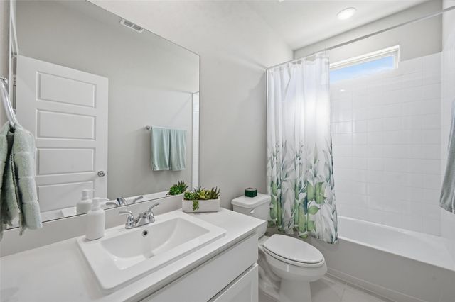 10545 Landry Bluff Lane, Fort Worth, TX 76126