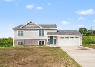 165 Gooding Street, Belding City, MI 48809