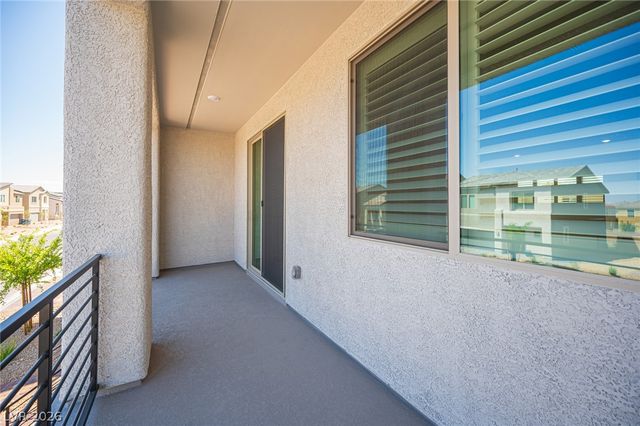 5845 Marigold Sunset Court, Las Vegas, NV 89113