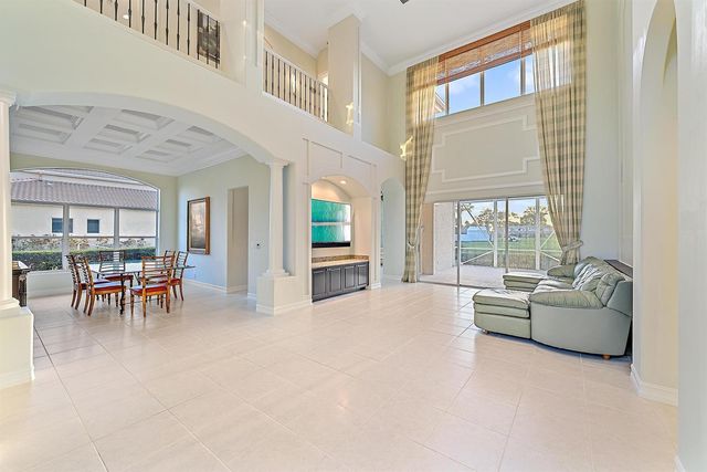 1119 Grand Cay Drive, Palm Beach Gardens, FL 33418