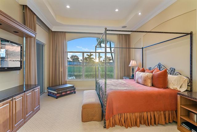 1119 Grand Cay Drive, Palm Beach Gardens, FL 33418