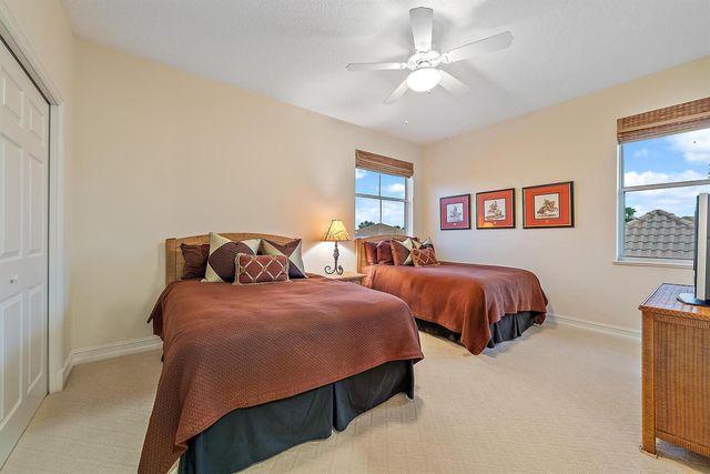 1119 Grand Cay Drive, Palm Beach Gardens, FL 33418