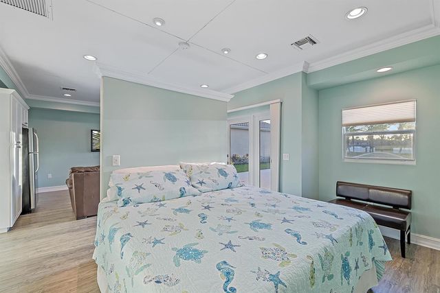 1119 Grand Cay Drive, Palm Beach Gardens, FL 33418