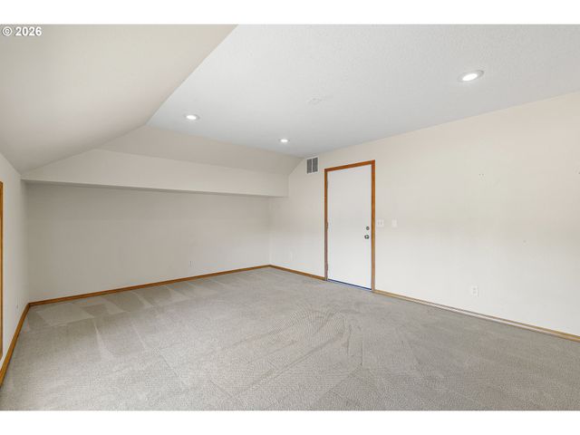 9260 Sw SKOKOMISH Ln, Tualatin, OR 97062