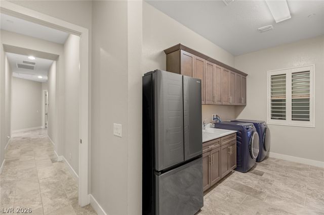 7966 West Ford Avenue, Las Vegas, NV 89113