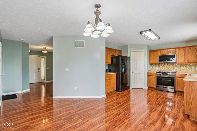 1314 Starcross Drive, Indianapolis, IN 46239