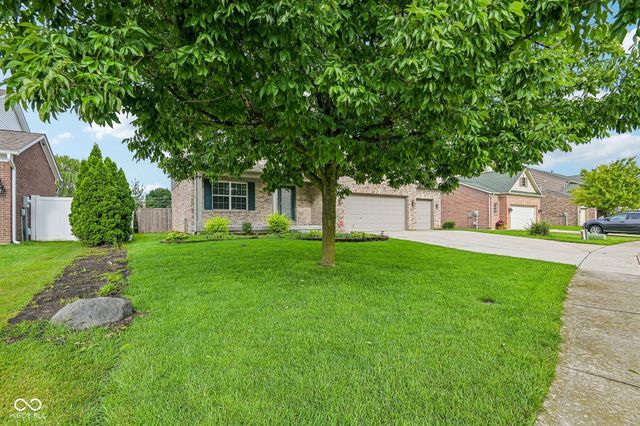 1314 Starcross Drive, Indianapolis, IN 46239