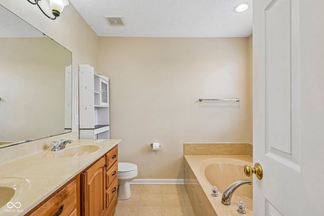 1314 Starcross Drive, Indianapolis, IN 46239