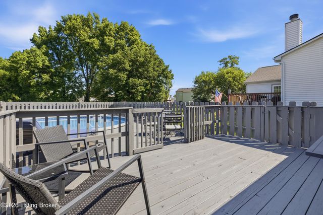 10305 Vantage Rd, Louisville, KY 40299