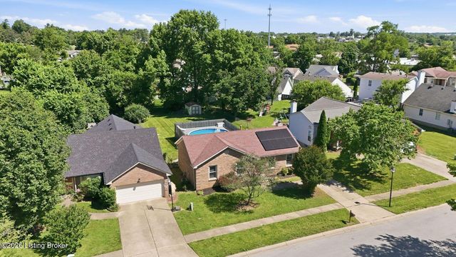 10305 Vantage Rd, Louisville, KY 40299