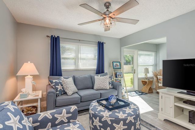 1701 PINEHURST ROAD 17D, Dunedin, FL 34698