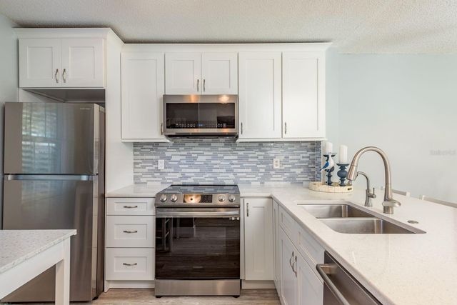 1701 PINEHURST ROAD 17D, Dunedin, FL 34698