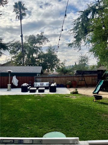 3517 N Mills Avenue, Claremont, CA 91711