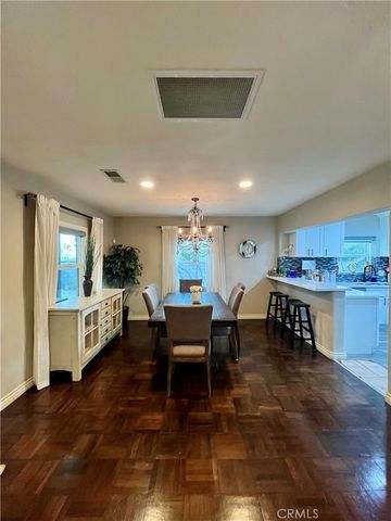 3517 N Mills Avenue, Claremont, CA 91711