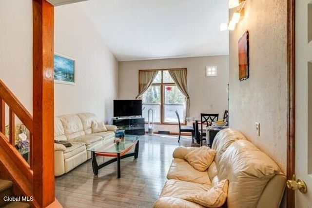 214 Walnut Lane, Guilderland, NY 12159