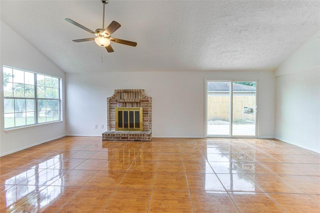 7535 Roaring Springs Drive, Houston, TX 77064