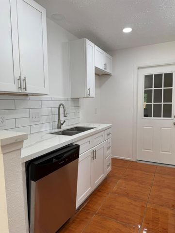 7535 Roaring Springs Drive, Houston, TX 77064