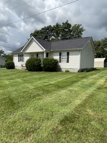 84 Kristen Dr, Lafayette, TN 37083