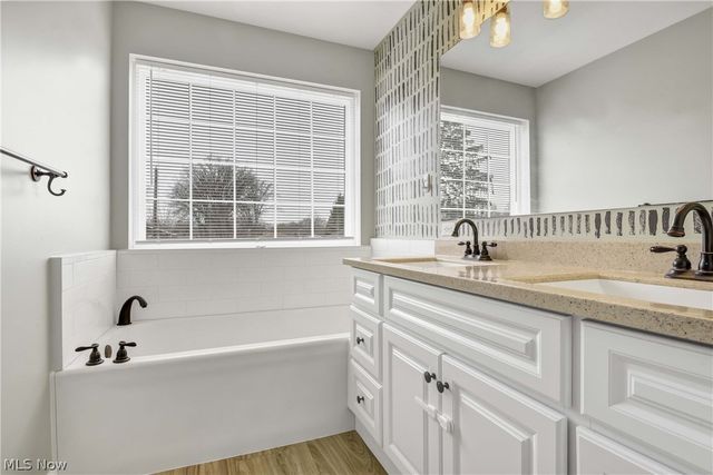 3606 Walter Road, North Olmsted, OH 44070
