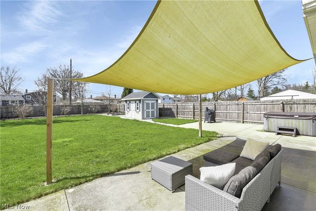 3606 Walter Road, North Olmsted, OH 44070