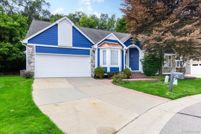 3387 Henley Court, Rochester Hills, MI 48309