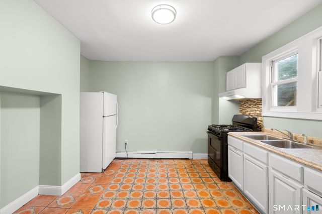 48 Lockwood Avenue First Floor, Stamford, CT 06902