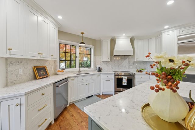 2300 Shorewood Drive, Long Beach, IN 46360