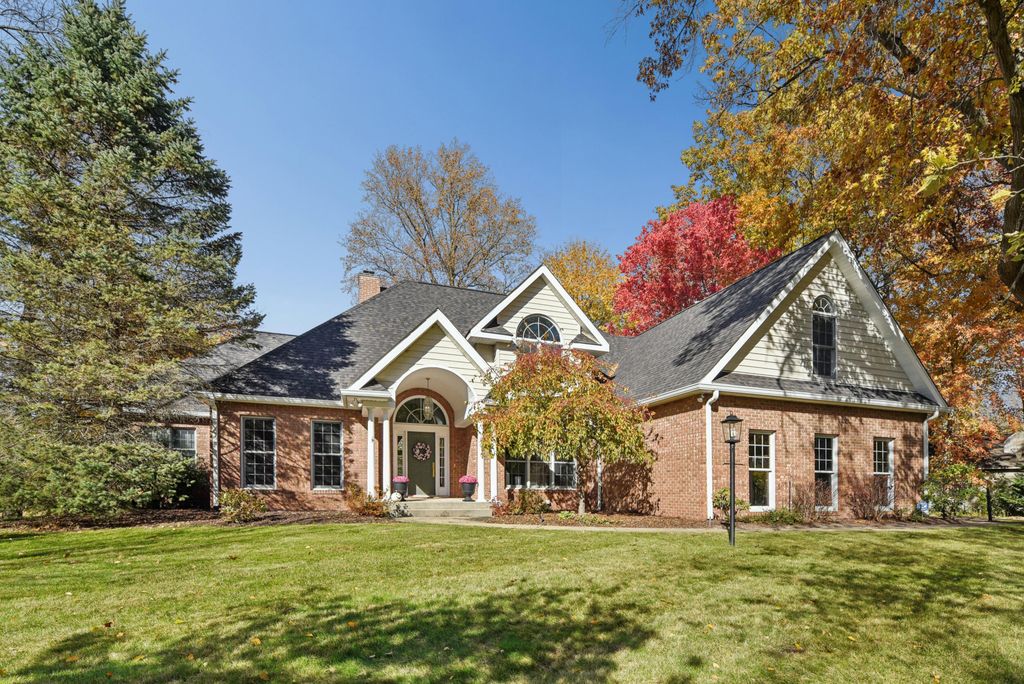 2300 Shorewood Drive, Long Beach, IN 46360