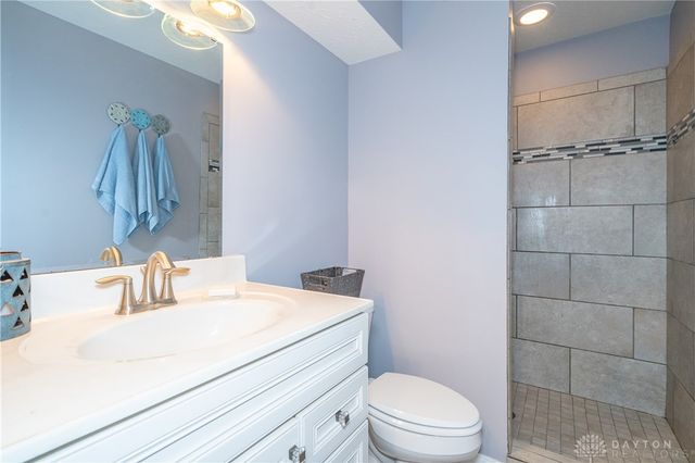1331 Peregrine Way, Hamilton, OH 45013