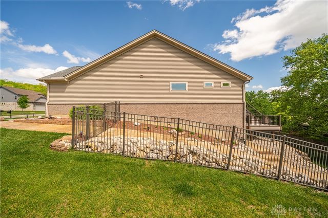1331 Peregrine Way, Hamilton, OH 45013