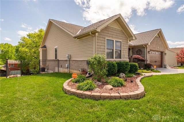 1331 Peregrine Way, Hamilton, OH 45013