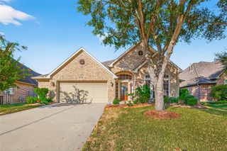 2807 Premier Circle, Rosenberg, TX 77471