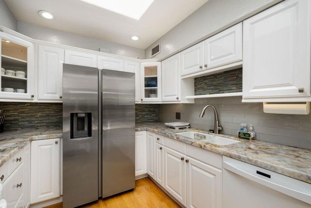 1090 S Calle De Maria, Palm Springs, CA 92264