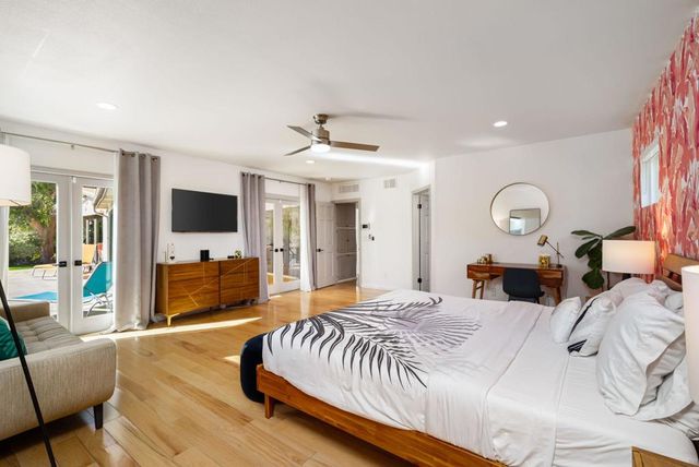 1090 S Calle De Maria, Palm Springs, CA 92264