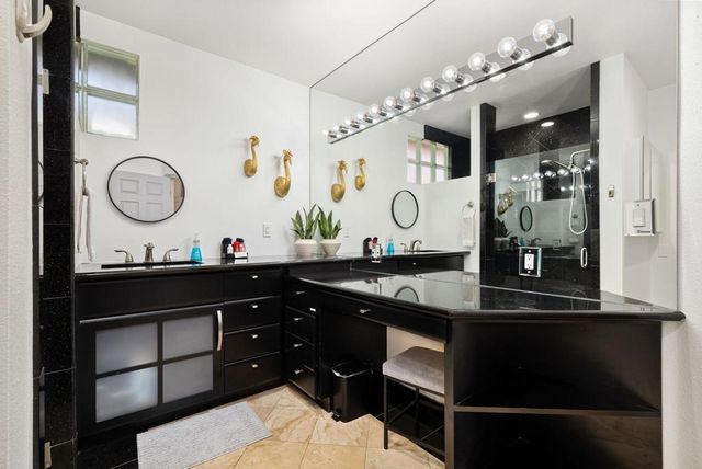 1090 S Calle De Maria, Palm Springs, CA 92264