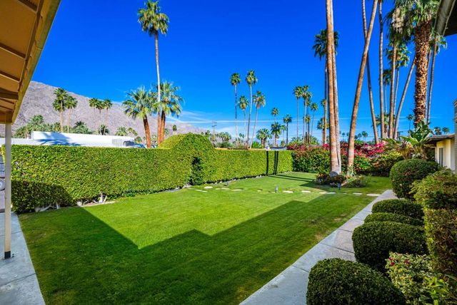 1090 S Calle De Maria, Palm Springs, CA 92264