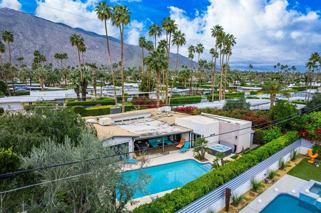 1090 S Calle De Maria, Palm Springs, CA 92264