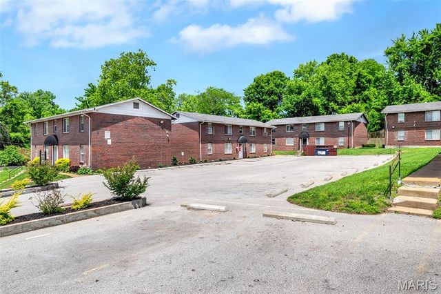 249 Chambers Road, Riverview, MO 63137