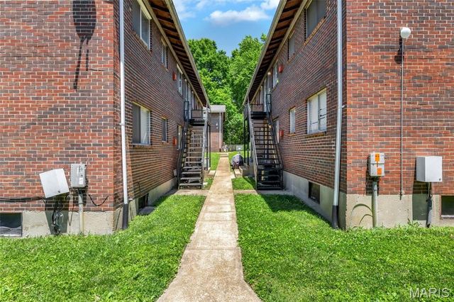 249 Chambers Road, Riverview, MO 63137