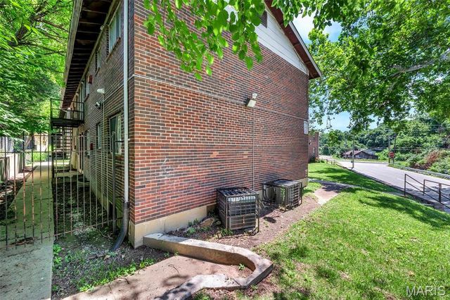 249 Chambers Road, Riverview, MO 63137